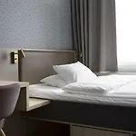 ホテル コンフォート エクスプレス 3*
